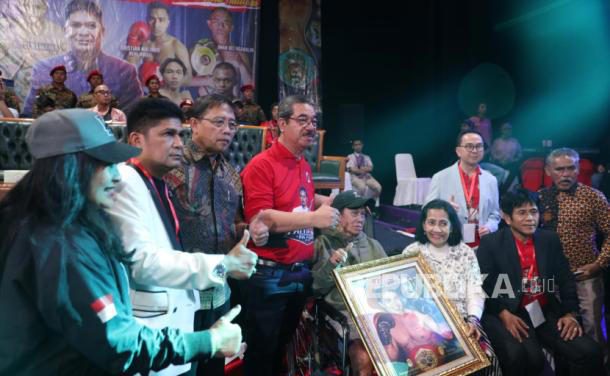 Pattimura Big Fight! Lukisan Ellyas Pical Di Beli Gubernur Maluku