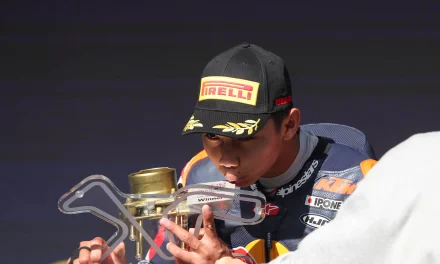 Podium Tertinggi: Kiandra Ramadhipa Juara Race 2 Rookies Cup