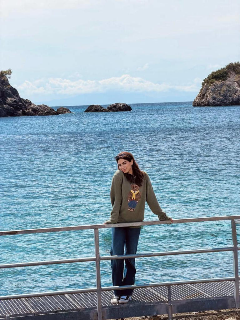 Yunani Jadi Destinasi Liburan Khushi Kapoor, Seru With Sahabat!