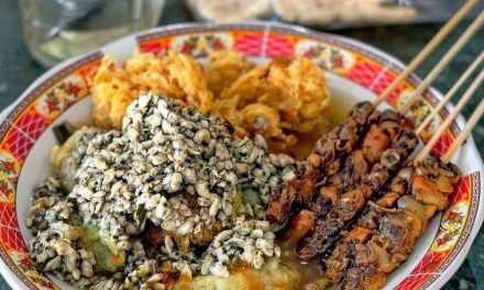 Lontong Kupang: Kuliner Khas Jawa Timur Yang Unik Dan Lezat