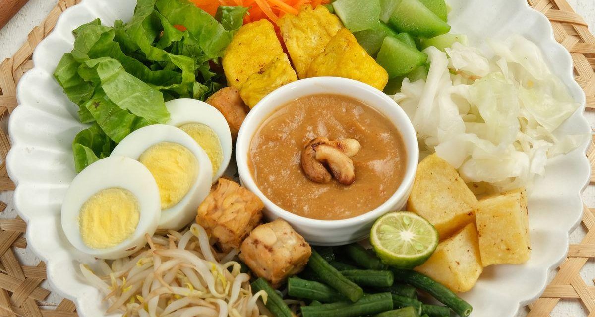 Wajib Coba! Salad Sayur Segar Jadi Camilan Rendah Kalori
