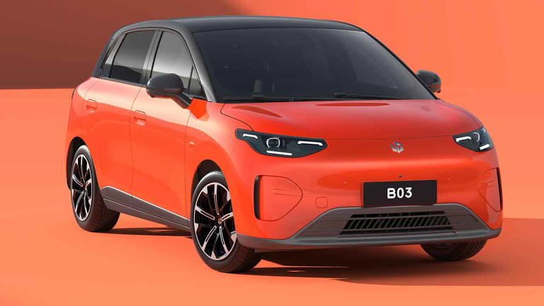 Hatchback Listrik Canggih! Leapmotor B03 Usung Layar 14,6 Inci
